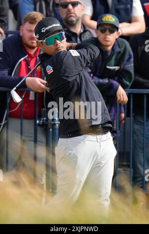 19. Juli 2024; Royal Troon Golf Club, Troon, South Ayrshire, Schottland; Open Championship Runde 2; Ryo Hisatsune spielt auf dem 17. Green Stockfoto