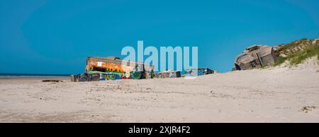 Ruine eines deutschen Bunkers in der Normandie, Frankreich aus dem Zweiten Weltkrieg, D-Day Militärinvasion der Verbündeten, Geschichte Europas Stockfoto