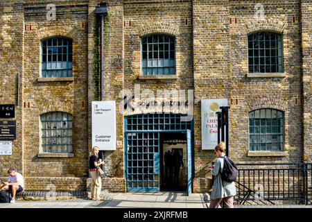 HM Passport Office, Western Gateway, Royal Victoria Dock, Borough of Newham, London, England, Großbritannien Stockfoto