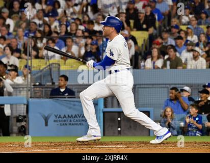 Los Angeles Dodgers Freddie Freeman trifft am Freitag, den 19. Juli 2024, im achten Inning der Dodgers 4-1 gegen die Boston Red Sox im Dodger Stadium in Los Angeles einen Grand Slam. Foto: Jim Ruymen/UPI Stockfoto