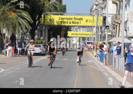 20. Juli, Nizza die Atmosphäre der historischen Ankunft der Tour de France in Nizza, Frankreich. Stockfoto