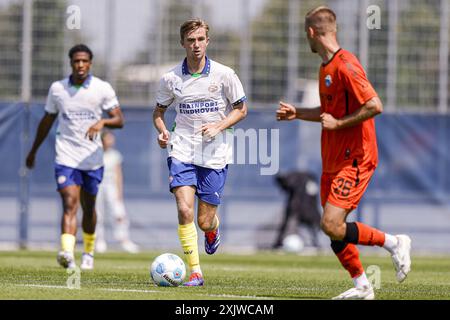 PADERBORN, 20.07.2024, Trainingscentrum SC Paderborn 07, Fußball, Freundschaftsspiel, Saison 2024/2025, während des Spiels SC Paderborn 07-PSV PSV Spieler Tygo Land Credit: Pro Shots/Alamy Live News Stockfoto