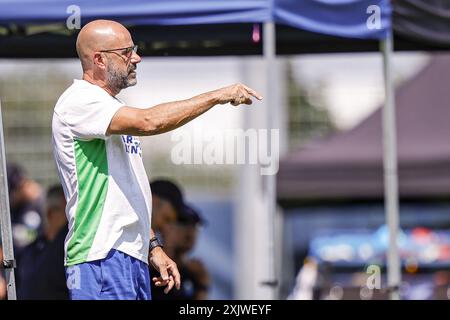 PADERBORN, 20.07.2024, Trainingscentrum SC Paderborn 07, Fußball, Freundschaftsspiel, Saison 2024/2025, während des Spiels SC Paderborn 07-PSV PSV Headcoach Peter Bosz Credit: Pro Shots/Alamy Live News Stockfoto