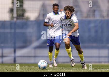 PADERBORN, 20.07.2024, Trainingscentrum SC Paderborn 07, Fußball, Freundschaftsspiel, Saison 2024/2025, während des Spiels SC Paderborn 07-PSV PSV Spieler Fabian Merien Credit: Pro Shots/Alamy Live News Stockfoto