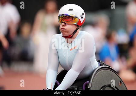 Hannah Cockroft, nachdem sie im 800 m langen Rollstuhl der Frauen während des London Athletics Meetings im London Stadium fünft wurde. Bilddatum: Samstag, 20. Juli 2024. Stockfoto