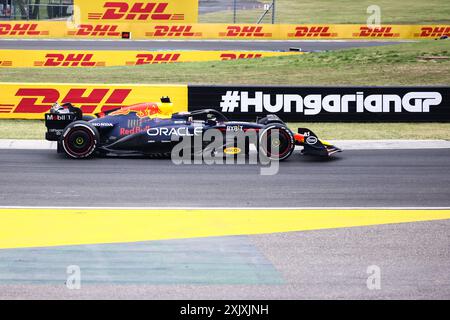 Budapest, Ungarn. Juli 2024. Max Verstappen von Red Bull Racing fährt während des dritten Trainings vor dem F1 Grand Prix von Ungarn am 20. Juli 2024 in Ungarn auf Hungaroring. (Kreditbild: © Beata Zawrzel/ZUMA Press Wire) NUR REDAKTIONELLE VERWENDUNG! Nicht für kommerzielle ZWECKE! Stockfoto