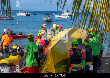 Yawl Race, Tour de Yoles 2024 en Martinique, auf Französisch-Westindien, Martinique. Arrivée aux ANSES d'Arlet, 19 Juillet 2024 Stockfoto