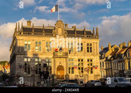 Hotel de Ville, Rathaus, 1871, Bergues, Hauts de France Stockfoto