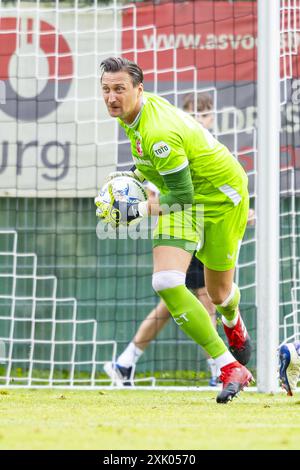 Leogang, Österreich. Juli 2024. LEOGANG, Steinberg Stadium, 20.07.2024, Saison 2024/2025, niederländischer Eredivisie Football während des Spiels Twente - Hannover 96 (freundlich) FC Twente Torhüter Przemyslaw Tyton Credit: Pro Shots/Alamy Live News Stockfoto