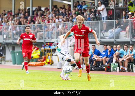 Leogang, Österreich. Juli 2024. LEOGANG, Steinberg Stadium, 20.07.2024, Saison 2024/2025, niederländischer Eredivisie Football während des Spiels Twente - Hannover 96 (freundlich) FC Twente Spieler Mats Rots Credit: Pro Shots/Alamy Live News Stockfoto