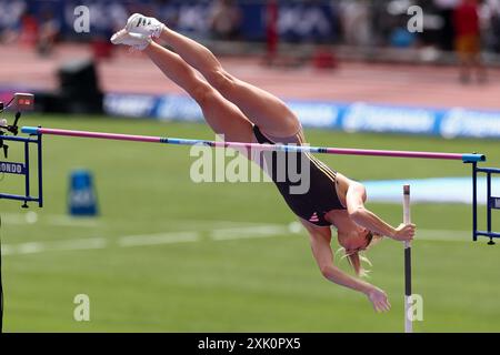 London Stadium, London, Großbritannien. Juli 2024. 2024 London Diamond League Athletics; Molly Caudery (GBR) während der Stabhochsprung der Frauen Credit: Action Plus Sports/Alamy Live News Stockfoto