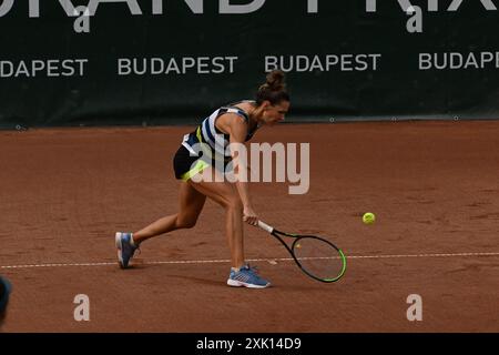 Katarzyna Piter (POL) spielt im Halbfinalspiel mit Fanny Stollar (HUN) gegen Anna Danilina (KAZ) und Irina Khromacheva beim WTA250 Gran Prix Tennis am 20. Juli 2024 in der Romai Teniszakademia, Budapest, Ungarn Stockfoto