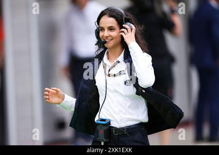 Budapest, Ungarn. Juli 2024. BOUDABOUS, Linda FIA-Mitarbeiter während des Formel-1-Großen Preises von Ungarn 2024, 13. Runde der Formel-1-Weltmeisterschaft 2024 vom 19. Bis 21. Juli 2024 auf dem Hungaroring in Mogyorod, Ungarn - Foto Eric Alonso/DPPI Credit: DPPI Media/Alamy Live News Stockfoto