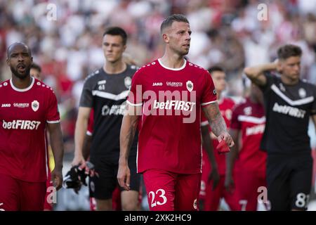 Antwerpen, Belgien. Juli 2024. Toby Alderweireld aus Antwerpen wurde nach einem Freundschaftsspiel zwischen dem belgischen Königlichen Antwerpen FC und dem Italiener Parma Calcio 1913 am Samstag, den 20. Juli 2024 in Antwerpen aufgenommen, um sich auf die kommende Saison 2024-2025 vorzubereiten. BELGA FOTO KRISTOF VAN ACCOM Credit: Belga News Agency/Alamy Live News Stockfoto