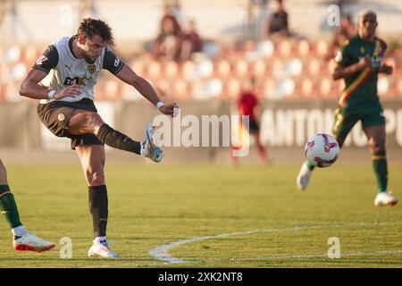 Valencia, Spanien. Juli 2024. VALENCIA, SPANIEN - 20. JULI: Rafa mir von Valencia CF im Spiel während des Freundschaftsspiels zwischen Valencia CF und CD Castellon am 20. Juli 2024 im Ciutat Esportiva Antonio Puchades in Valencia, Spanien. (Foto von Jose Torres/Photo Players Images/Magara Press) Credit: Magara Press SL/Alamy Live News Stockfoto