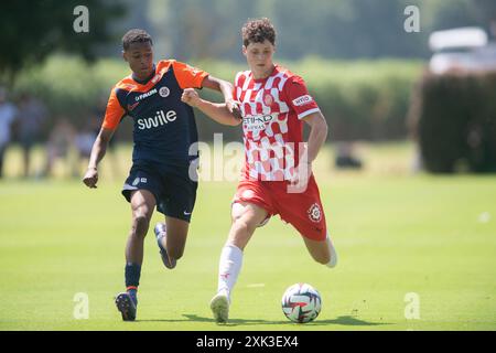 Les Preses, Esp. Juli 2024. Girona FC gegen Montpellier HSC 20. Juli 2024 Ladislav Krejci (18) von Girona FC während des Freundschaftsspiels zwischen Girona FC und Montpellier HSC, das in den Sportstätten des Royalverd Training Center ausgetragen wurde. Les Preses, Girona Credit: Rosdemora/Alamy Live News Stockfoto