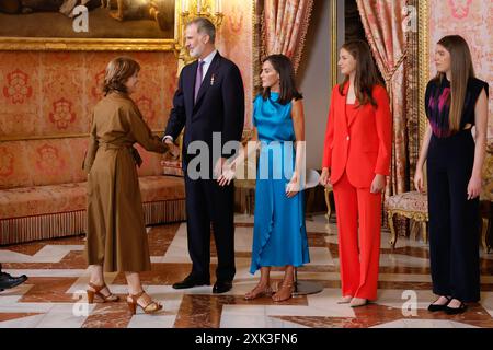 Feierlichkeiten zum 10. Jahrestag der Proklamation seiner Majestät des Königs mit: Prinzessin Leonor von Spanien, König Felipe VI von Spanien, Königin Letizia von Spanien, Prinzessin Sofia von Spanien Wo: Madrid, Spanien Wann: 19 Jun 2024 Credit: Oscar Gonzalez/WENN Stockfoto