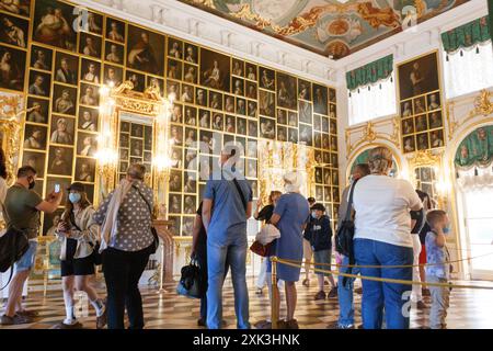 Teil oder Teil des Innenraums des großen Palastes auf dem Gebiet des Peterhofs Stockfoto