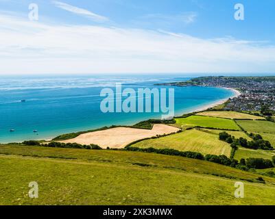 Swanage von Ballard Cliff aus einer Drohne, Jurassic Coast, Dorset Coast, Poole, England Stockfoto