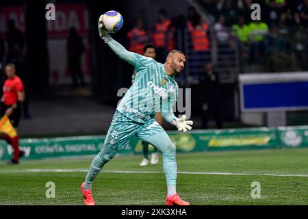 São Paulo (SP), 07/2024 - Fußball/Cruzeiro - Weverton aus Palmeiras - Spiel zwischen Cruzeiro, gültig für die acht Runde der brasilianischen Meisterschaft, die in der Allianz Parque Arena in São Paulo am Abend dieses samstag, 20. (Foto: Eduardo Carmim/Alamy Live News) Stockfoto