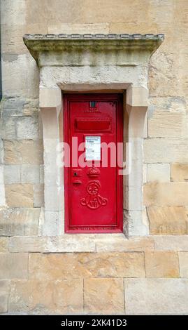 Red Royal Mail Collection Postfach Vereinigtes Königreich Stockfoto