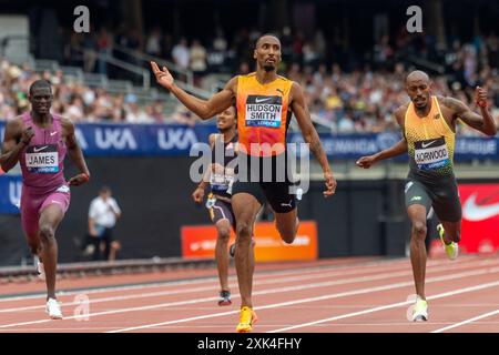 London, Großbritannien. Juli 2024. Matthew Hudson-Smith (Front) von Großbritannien überquert die Ziellinie während des 400-m-Finales der Männer beim Diamond League London Meeting 2024 in London, Großbritannien, am 20. Juli 2024. Quelle: Stephen Chung/Xinhua/Alamy Live News Stockfoto