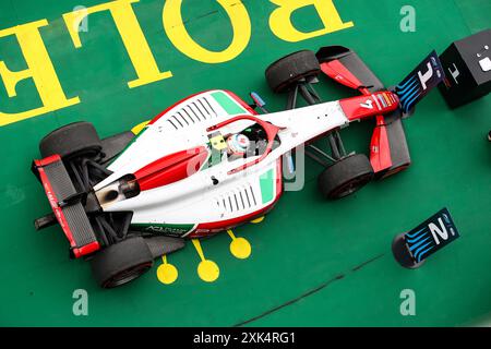 Mogyorod, Hongrie. Juli 2024. ANTONELLI Andrea Kimi (ita), Prema Racing, Dallara F2 2024, Porträt während der 9. Runde der FIA Formel 2 Meisterschaft 2024 vom 19. Bis 21. Juli 2024 auf dem Hungaroring, in Mogyorod, Ungarn - Foto Xavi Bonilla/DPPI Credit: DPPI Media/Alamy Live News Stockfoto