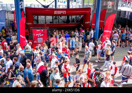 Rotterdam, Niederlande. Juli 2024. ROTTERDAM, 21-07-2024, de Kuip . Niederländischer Fußball Eredivisie, Saison 2024 - 2025. dag Feyenoord . Aktivitäten von ESPN Credit: Pro Shots/Alamy Live News Stockfoto