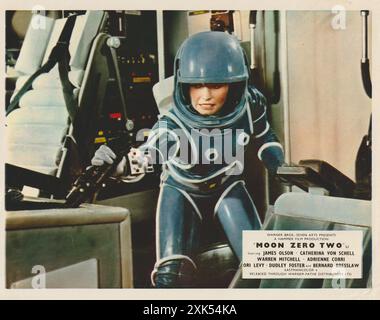 Moon Zero Two (Warner Brothers, 1969). Mit James Olson, Catherine von Schell. Richtung: Roy Ward Baker Stockfoto