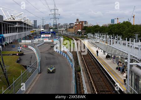 11 DI GRASSI Lucas (BH), ABT CUPRA Formula E Team, Mahindra M9Electro, Aktion beim Hankook London ePrix 2024, 10. Treffen der ABB FIA Formel E Weltmeisterschaft 2023-24, auf der Excel London vom 18. Bis 21. Juni 2024 in London, Großbritannien Stockfoto