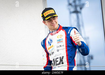 Mogyorod, Hongrie. Juli 2024. VERSCHOOR Richard (nld), Trident, Dallara F2 2024, Porträt, Podium während der 9. Runde der FIA Formel-2-Meisterschaft 2024 vom 19. Bis 21. Juli 2024 auf dem Hungaroring, in Mogyorod, Ungarn - Foto Sebastian Rozendaal/Dutch Photo Agency/DPPI Credit: DPPI Media/Alamy Live News Stockfoto