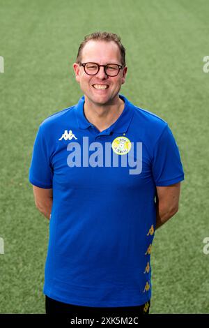 Hendrik Ido Ambacht, Niederlande. Juli 2024. HENDRIK-IDO-AMBACHT, NIEDERLANDE - 20. JULI: Arjan Tenwolde von ASWH während eines Fotorufs von ASWH im Sportpark Schildman am 20. Juli 2024 in Hendrik-Ido-Ambacht, Niederlande. (Foto von Rene Nijhuis/Orange Pictures) Credit: Orange Pics BV/Alamy Live News Stockfoto