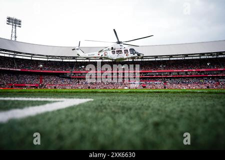 Rotterdam, Niederlande. Juli 2024. Rotterdam - der Hubschrauber während des Feyenoord Festivals 2024 am 21. Juli 2024 im Stadion Feijenoord de Kuip in Rotterdam, Niederlande Credit: Box to Box Pictures/Alamy Live News Stockfoto