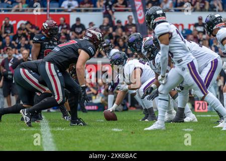 Angriff Frankfurt Galaxy, GER Rhein Fire vs. Frankfurt Galaxy, Football, European League of Football, Spieltag 9, Saison 2024, 21.07.2024 Foto: Eibner-Pressefoto/Fabian Friese Stockfoto