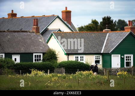 Bilder von Bamburgh, England und der ländlichen Landschaft in der Nähe des Dorfes. Stockfoto
