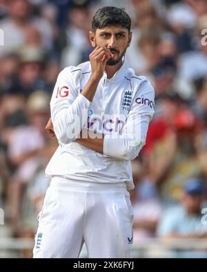 Nottingham, Großbritannien. Juli 2024. Shoaib Bashir von England während des Rothesay Test Match Day Four Match England vs West Indies in Trent Bridge, Nottingham, Vereinigtes Königreich, 21. Juli 2024 (Foto: Mark Cosgrove/News Images) in Nottingham, Vereinigtes Königreich am 21. Juli 2024. (Foto: Mark Cosgrove/News Images/SIPA USA) Credit: SIPA USA/Alamy Live News Stockfoto