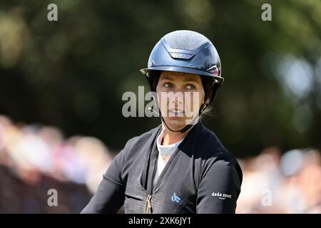 Dinard, Frankreich. Juli 2024. Megane Moissonnier von Frankreich mit Bracadabra während des CSI5* Rolex Grand Prix Ville de Dinard beim Jumping International de Dinard am 21. Juli 2024, Dinard, Frankreich (Foto von Maxime David - MXIMD Pictures) Credit: MXIMD Pictures/Alamy Live News Stockfoto