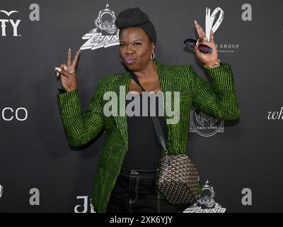 20. Juli 2024, Santa Monica, Kalifornien, USA: Leslie Jones nimmt an einer „A Night with Whoopi“ Teil, um Whoopi Goldbergs neue Cannabismarke „Emma & Clyde“ (Bild: © Billy Bennight/ZUMA Press Wire) NUR ZUR REDAKTIONELLEN VERWENDUNG ZU feiern! Nicht für kommerzielle ZWECKE! Stockfoto