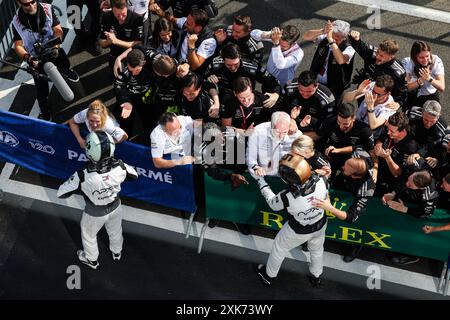 IDRIS Damson Alade-Bo (GBR), Schauspieler in Joshua Pearce, Fahrer des fiktiven APX GP Teams im Apex F1-Film von Apple Studios/Bruckheimer Films, Porträt während des Formel-1-Großen Preises von Ungarn 2024, 13. Runde der Formel-1-Weltmeisterschaft 2024 vom 19. Bis 21. Juli, 2024 zum Hungaroring in Mogyorod, Ungarn - Foto Antonin Vincent/DPPI Credit: DPPI Media/Alamy Live News Stockfoto