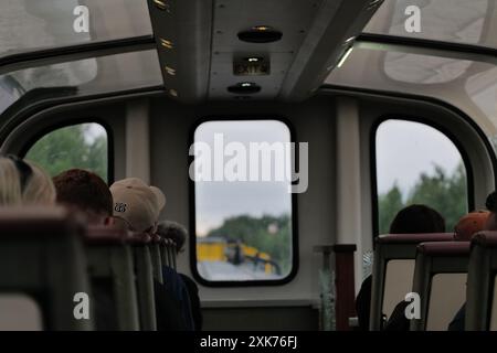 Blick auf und vom Denali Star Zug der Alaska Railroad von Anchorage zum Denali National Park Stockfoto