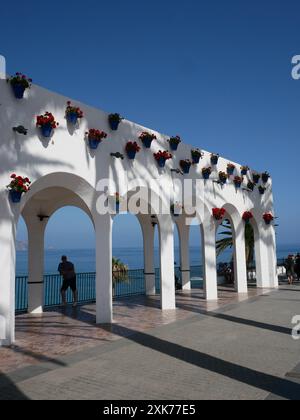 Plaza Balcon de Europa, Nerja, Costa del Sol, Andalusien, Spanien Stockfoto