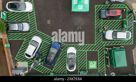 Chesterfield Parkplatz zum Aufladen Stockfoto