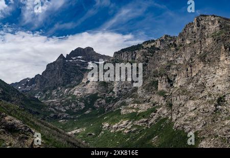 Berge im Lamoille Canyon in den Ruby Mountains im Norden Nevadas. Stockfoto