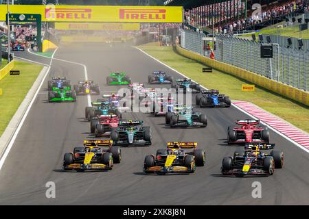 Budapest, Ungarn. Juli 2024. Die Fahrer starten beim Formel-1-Rennen in Budapest, Ungarn, am 21. Juli 2024. Quelle: Qian Jun/Xinhua/Alamy Live News Stockfoto