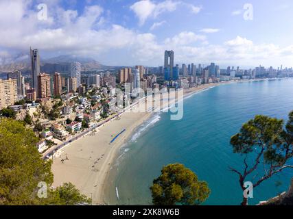 Benidorm, Spanien. 21. Mai 2024: Allgemeine Ansicht der Stadt Benidorm in der Provinz Alicante, Spanien. Stockfoto