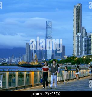 Die neu eröffnete zentrale und westliche Uferpromenade, Hongkong, China. Stockfoto