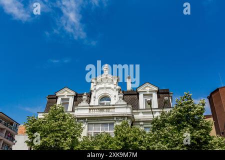 Blick auf die Stadt im Frühling, Varna, die Hauptstadt Bulgariens am Schwarzen Meer Stockfoto