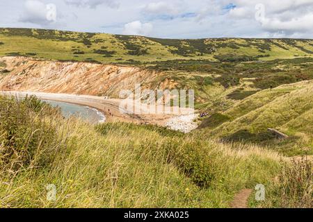 Worbarrow Bay ist eine große, breite und flache Bucht östlich von Lulworth Cove, Isle of Purbeck, Dorset, England und nur einen kurzen Spaziergang vom Tyneham Village entfernt Stockfoto