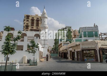 Die Marktstraßen von Al-Balad (historisches Dschidda), einem beliebten Touristenort und UNESCO-Wahrzeichen, im Westen Saudi-Arabiens. Stockfoto