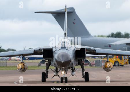 Cirencester, Großbritannien. Juli 2024. Panavia Tornado von tlg 51 Taxi der Deutschen Luftwaffe ist während des Royal International Air Tattoo 2024 Abflugtages am 22. Juli 2024 in Cirencester, Großbritannien, am 22. Juli 2024 (Foto: Cody Froggatt/News Images) in Cirencester, Großbritannien. (Foto: Cody Froggatt/News Images/SIPA USA) Credit: SIPA USA/Alamy Live News Stockfoto